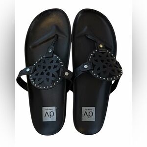 DV by Dolce Vita Black Sandal Slides with Laser-Cut Medallion